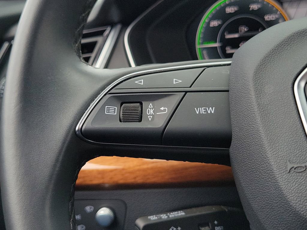 Certified 2023 Audi Q5 e Prestige w/ Prestige Package AWD/4WD image 9