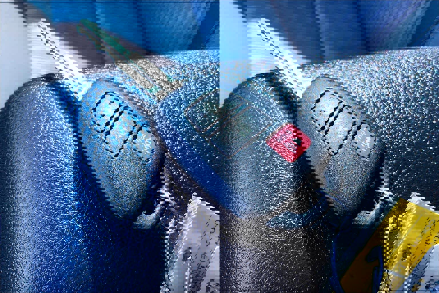 Used 2019 Toyota Tundra SR5 w/ SR5 Upgrade Package AWD/4WD image 15