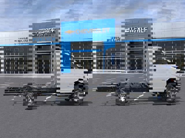 New 2025 Chevrolet Express 3500 w/ Power Convenience Package image 5