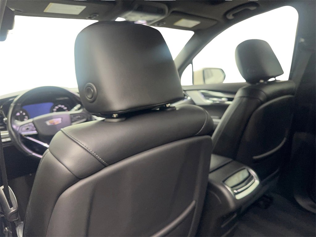 Used 2021 Cadillac XT6 Premium Luxury image 37