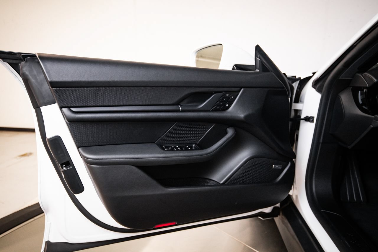 Certified 2024 Porsche Taycan RWD image 23