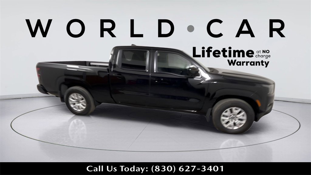 Used 2024 Nissan Frontier SV w/ Technology Package image 9