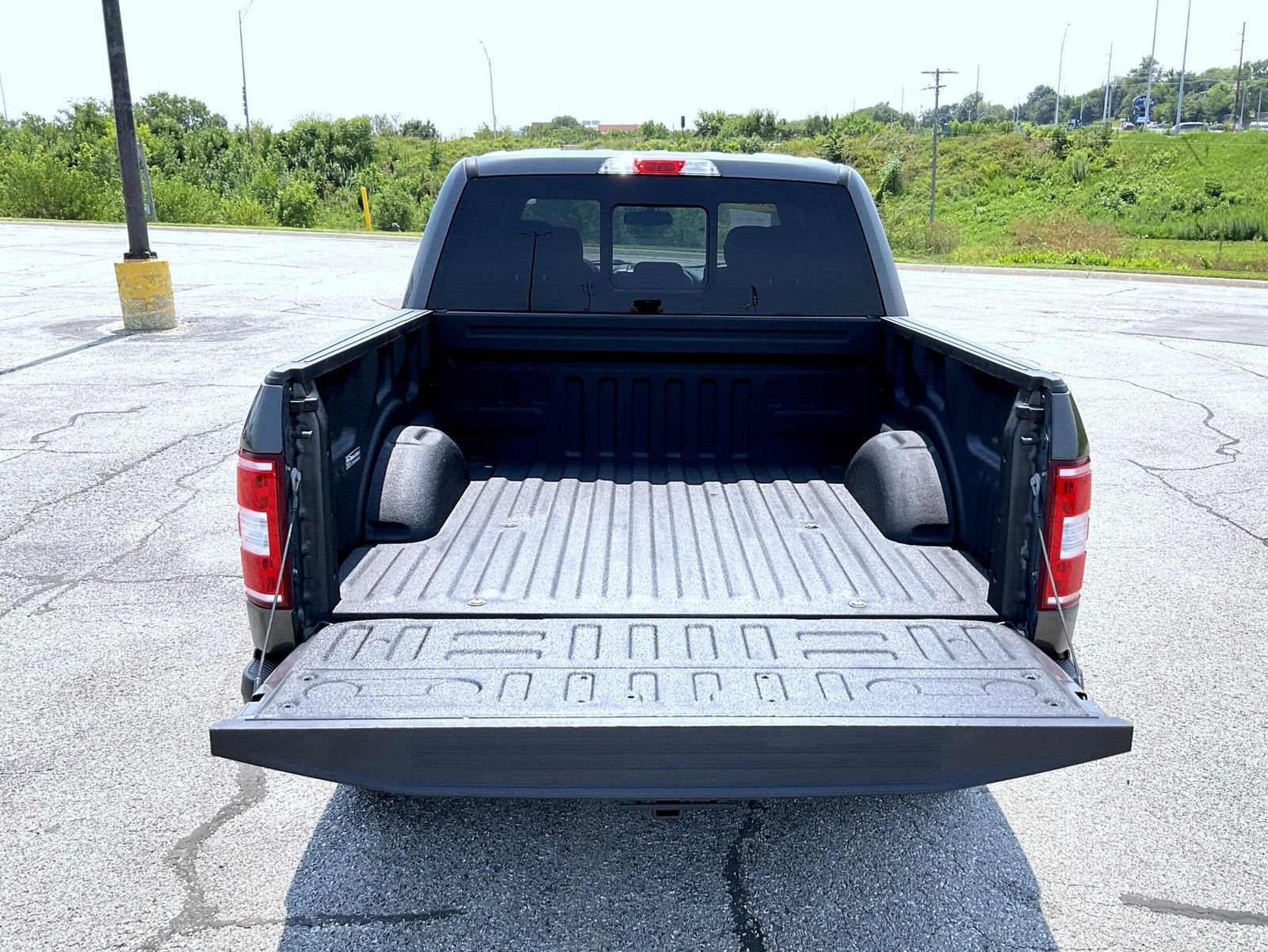 Used 2020 Ford F150 XLT w/ Equipment Group 302A Luxury AWD/4WD image 21