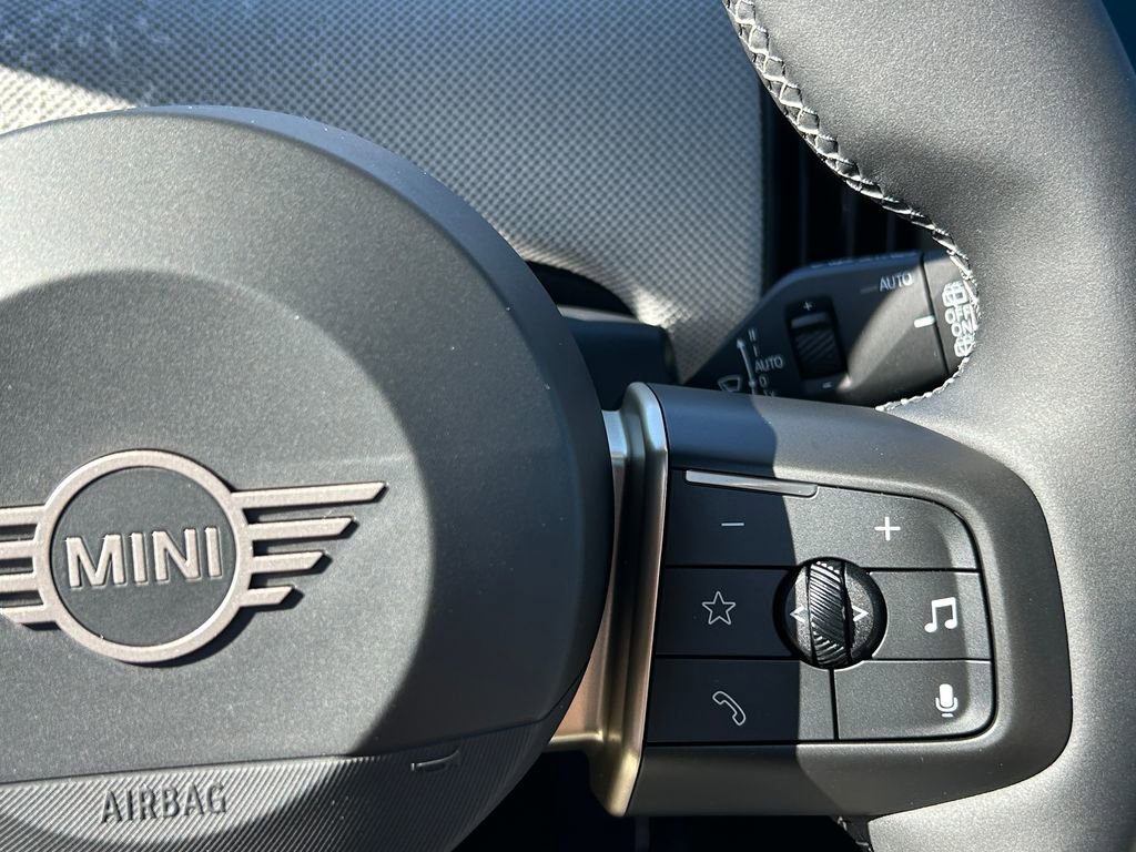 Used 2025 MINI Cooper S FWD image 20