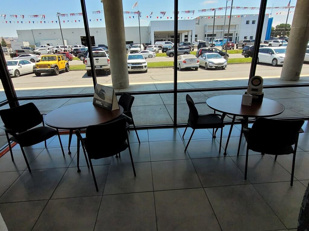 Used 2025 RAM 1500 Laramie image 37