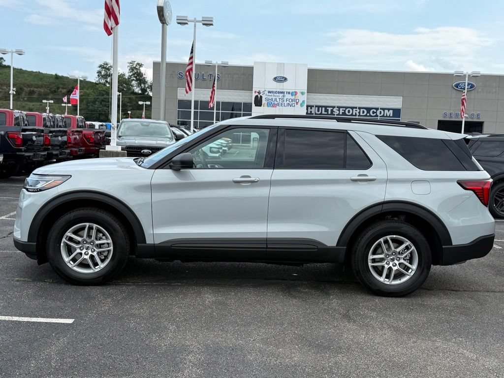 New 2027 Ford Explorer Active AWD/4WD image 2