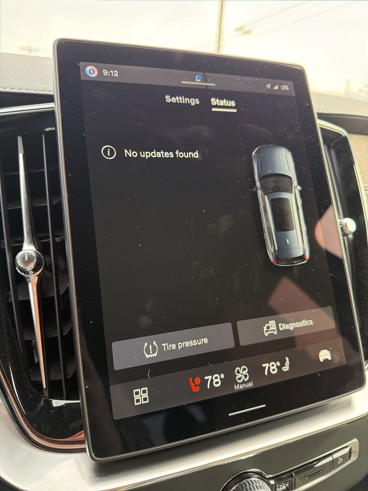 New 2026 Volvo XC90 B6 Core w/ Protection Package Premier image 44