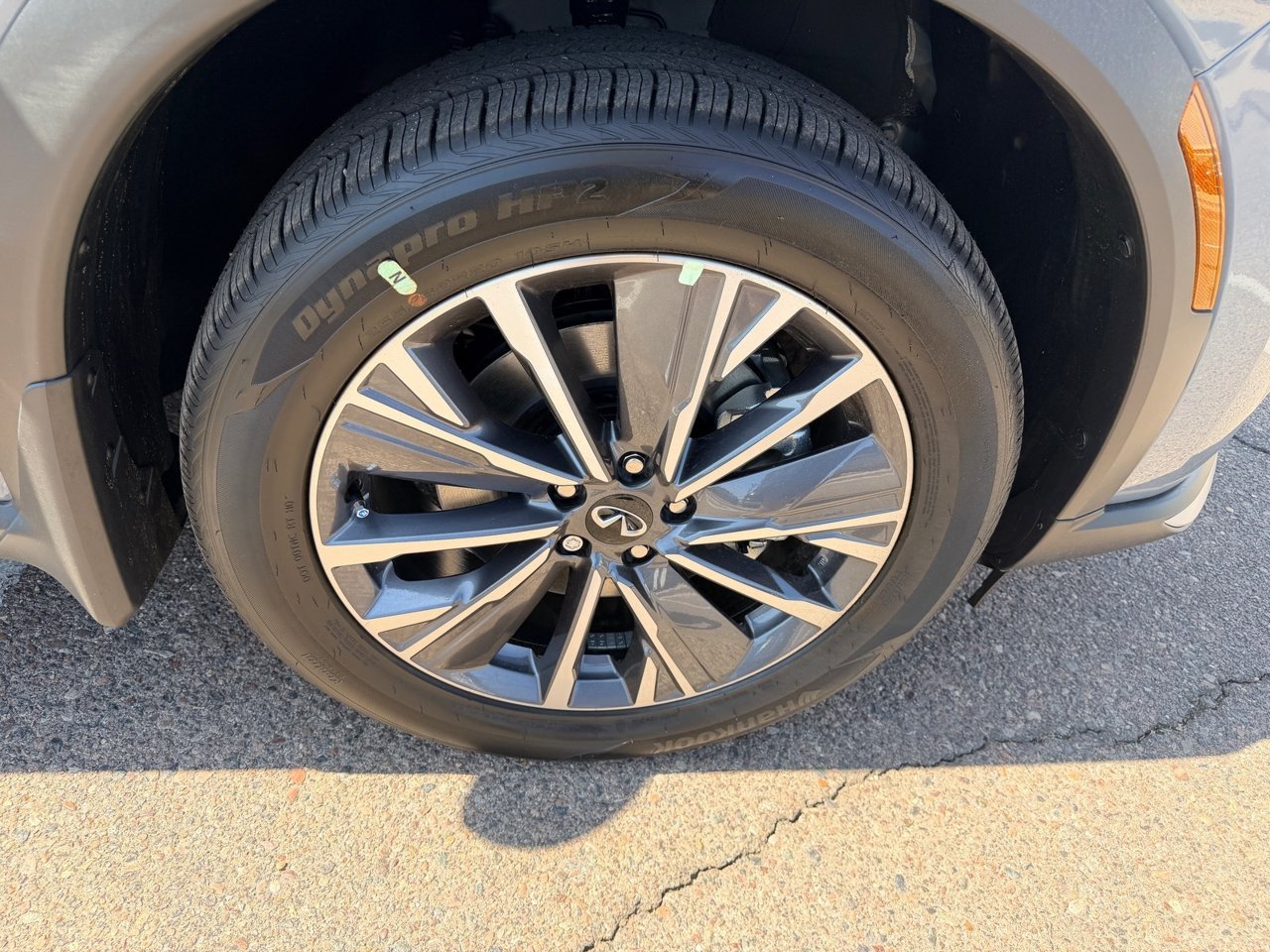 New 2027 INFINITI QX60 Luxe FWD image 10