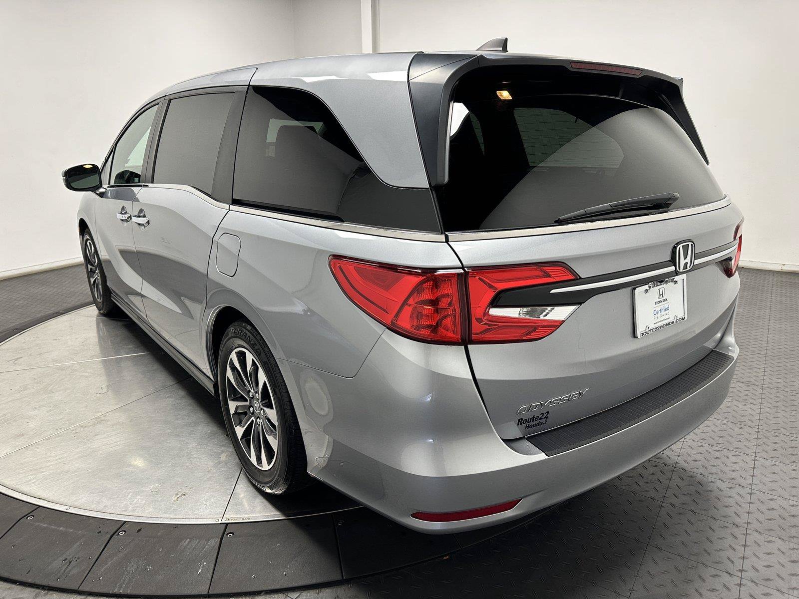 Used 2024 Honda Odyssey EX-L image 9