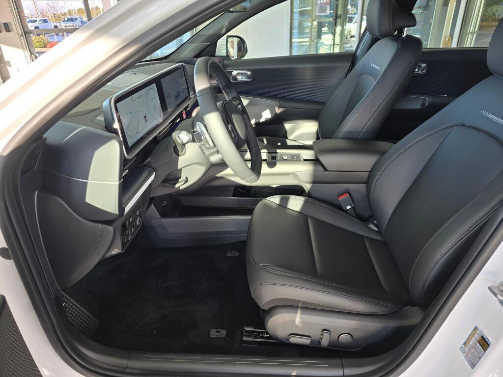 New 2024 Hyundai Ioniq 6 SEL image 17