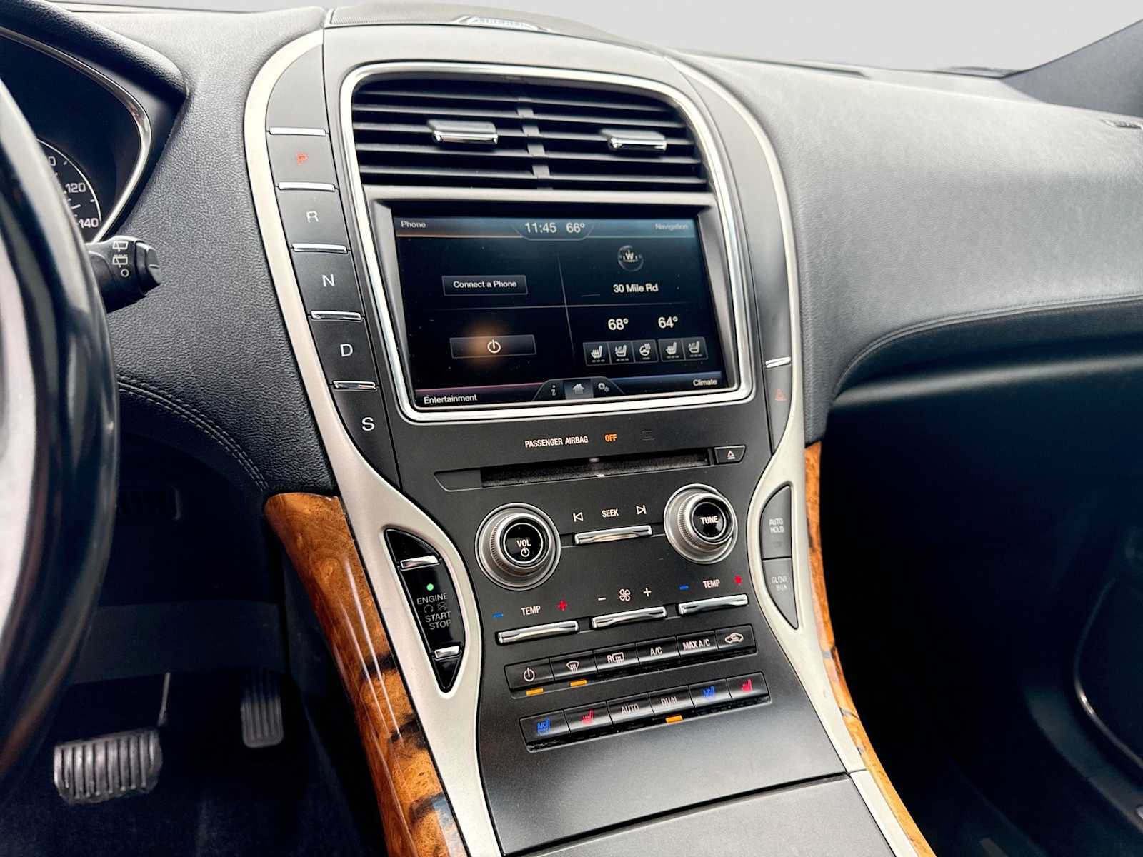 Used 2016 Lincoln MKX Reserve w/ Climate Package AWD/4WD image 27