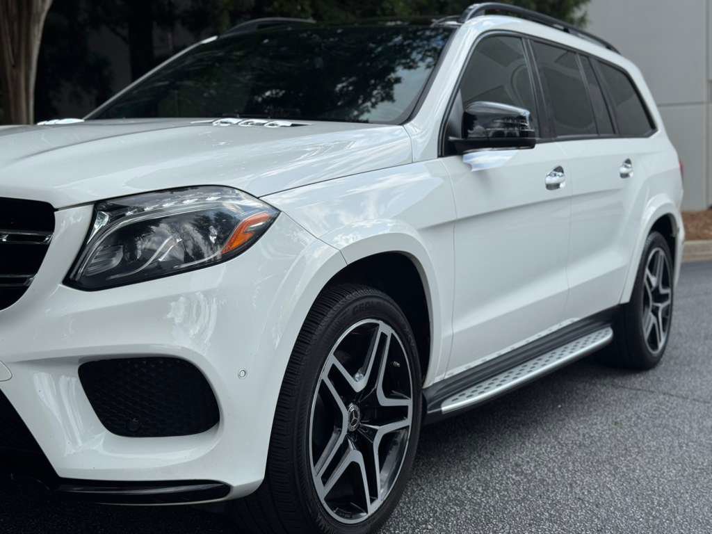 Used 2018 Mercedes-Benz GLS 550 4MATIC image 8