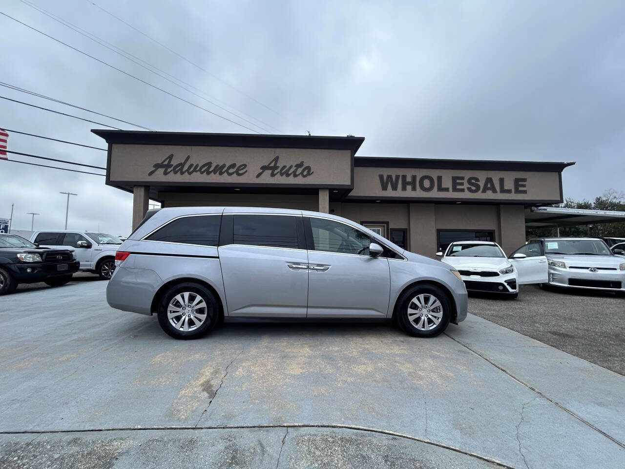 Used 2016 Honda Odyssey EX-L image 4