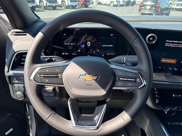 New 2026 Chevrolet Suburban Premier w/ Sun And Tow Package AWD/4WD image 16