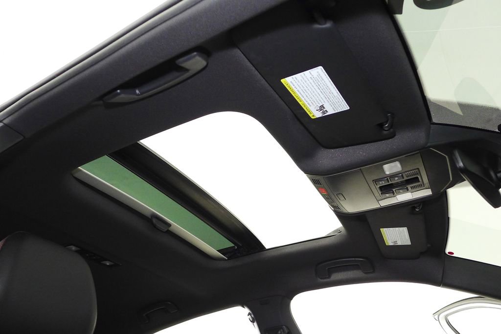 Used 2025 Volkswagen Jetta GLI Autobahn image 18