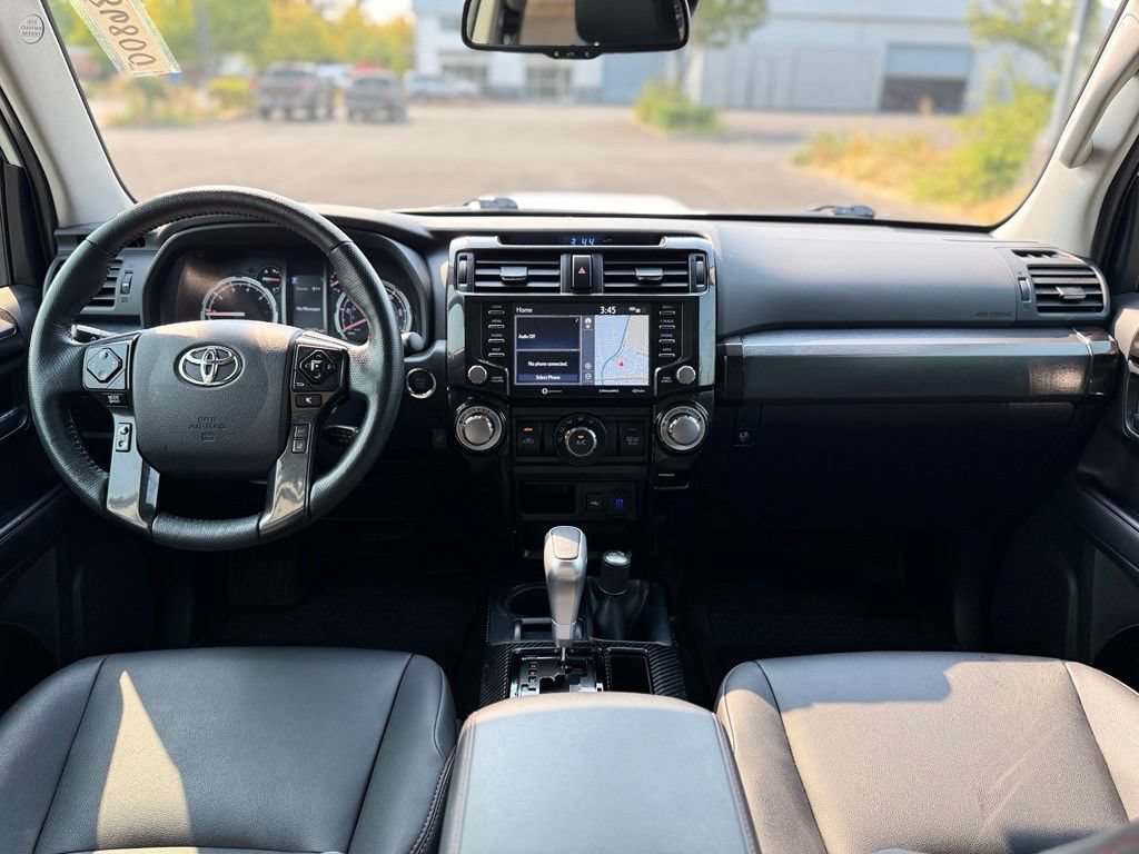 Used 2023 Toyota 4Runner TRD Off-Road Premium w/ Moonroof Package AWD/4WD image 23