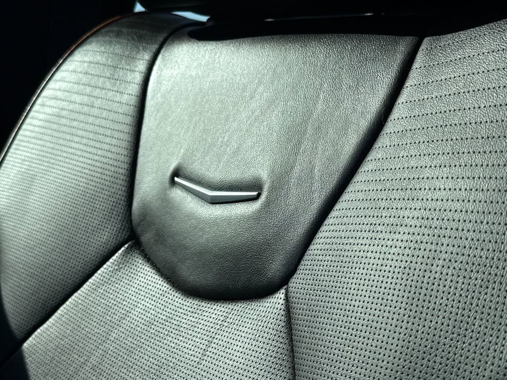 Used 2022 Cadillac CT4 V w/ Navigation Package image 13