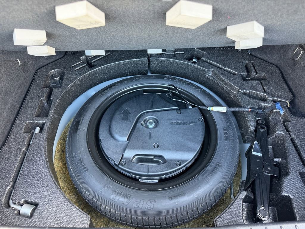 Used 2022 MAZDA MAZDA3 s image 36