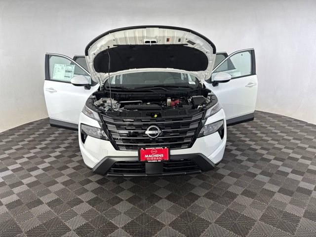 New 2026 Nissan Rogue SV AWD/4WD image 11