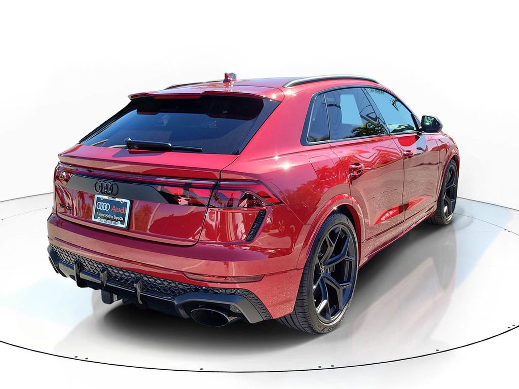 Used 2025 Audi RS Q8 performance image 4