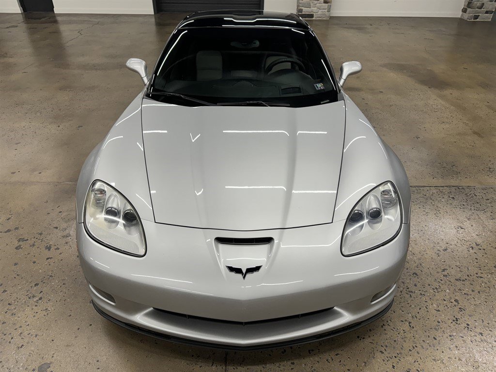 Used 2011 Chevrolet Corvette Grand Sport w/ Preferred Equipment Group image 21