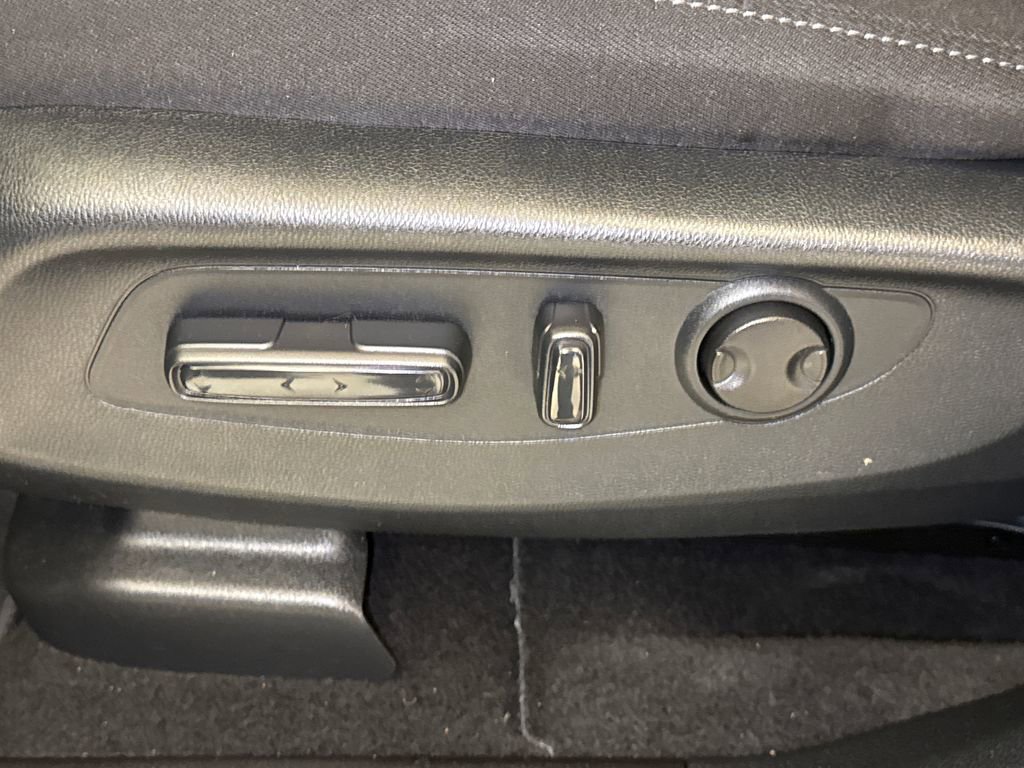 Certified 2023 Honda CR-V EX image 21