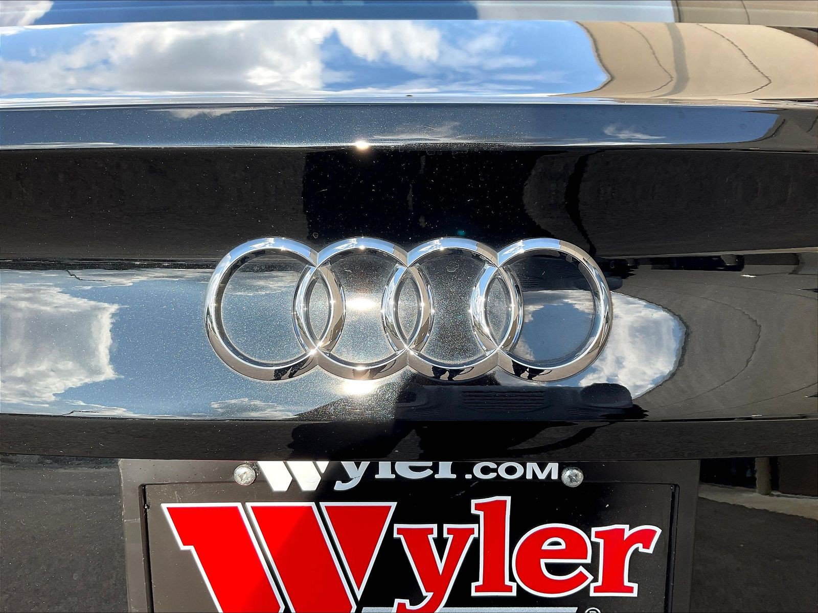 Used 2021 Audi A5 2.0T Premium w/ Convenience Package AWD/4WD image 24