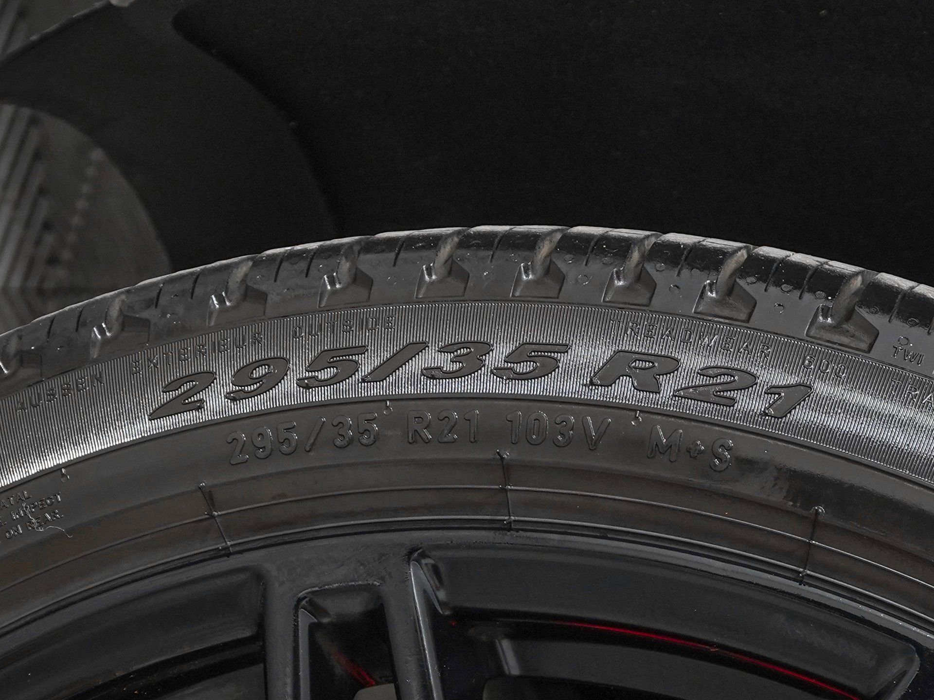 Used 2024 Porsche Macan S image 33