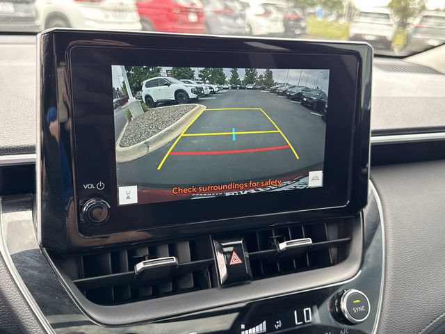 Used 2023 Toyota Corolla Cross XLE w/ Convenience Package AWD/4WD image 33