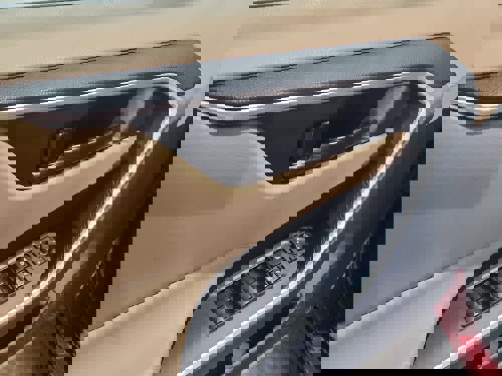 Used 2020 Toyota RAV4 LE image 21