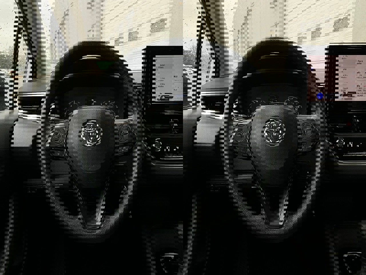 Used 2024 Toyota Corolla LE image 28