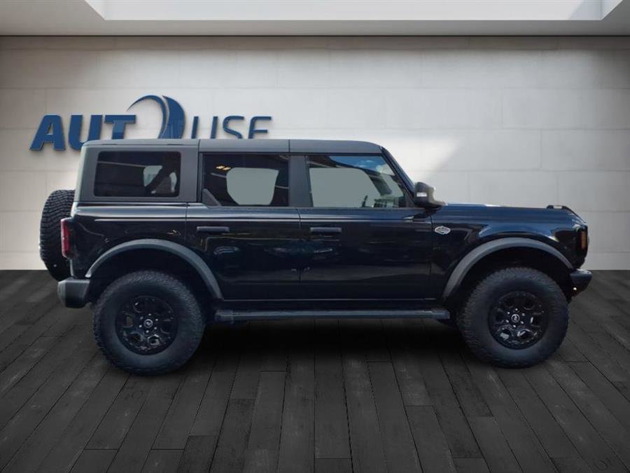 Used 2024 Ford Bronco Wildtrak image 7