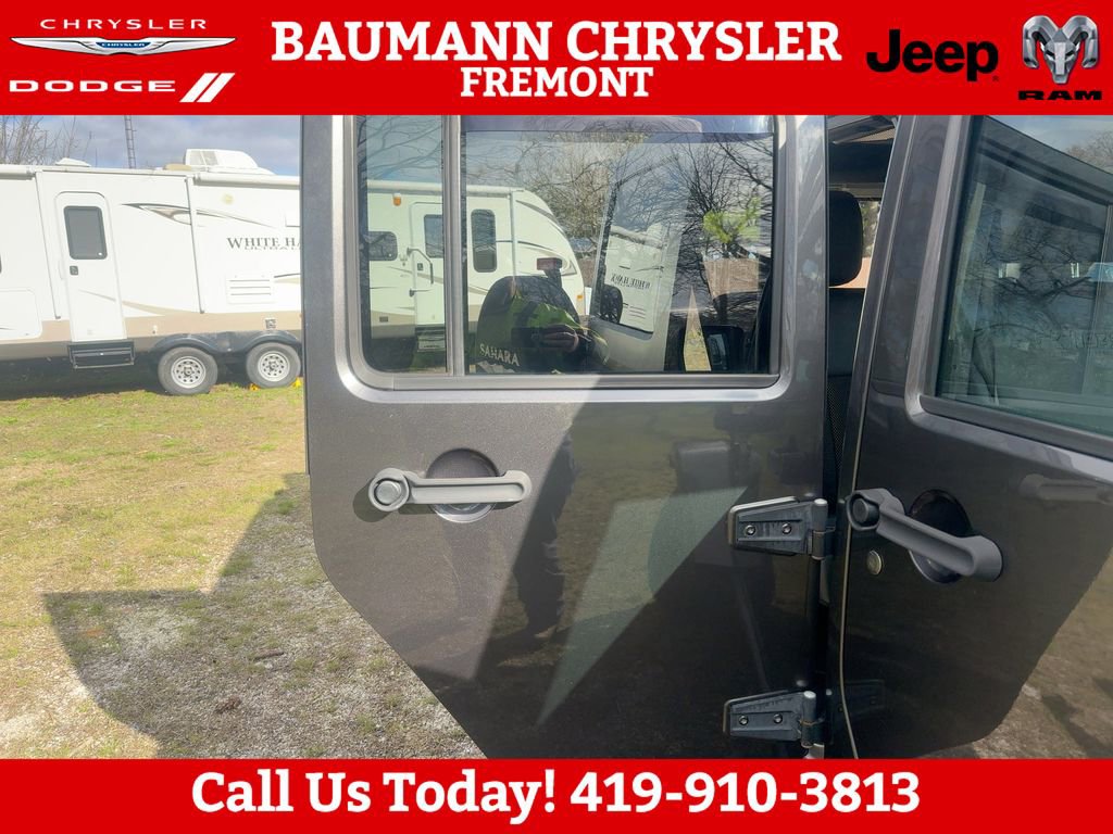 Used 2016 Jeep Wrangler Unlimited Sahara image 14