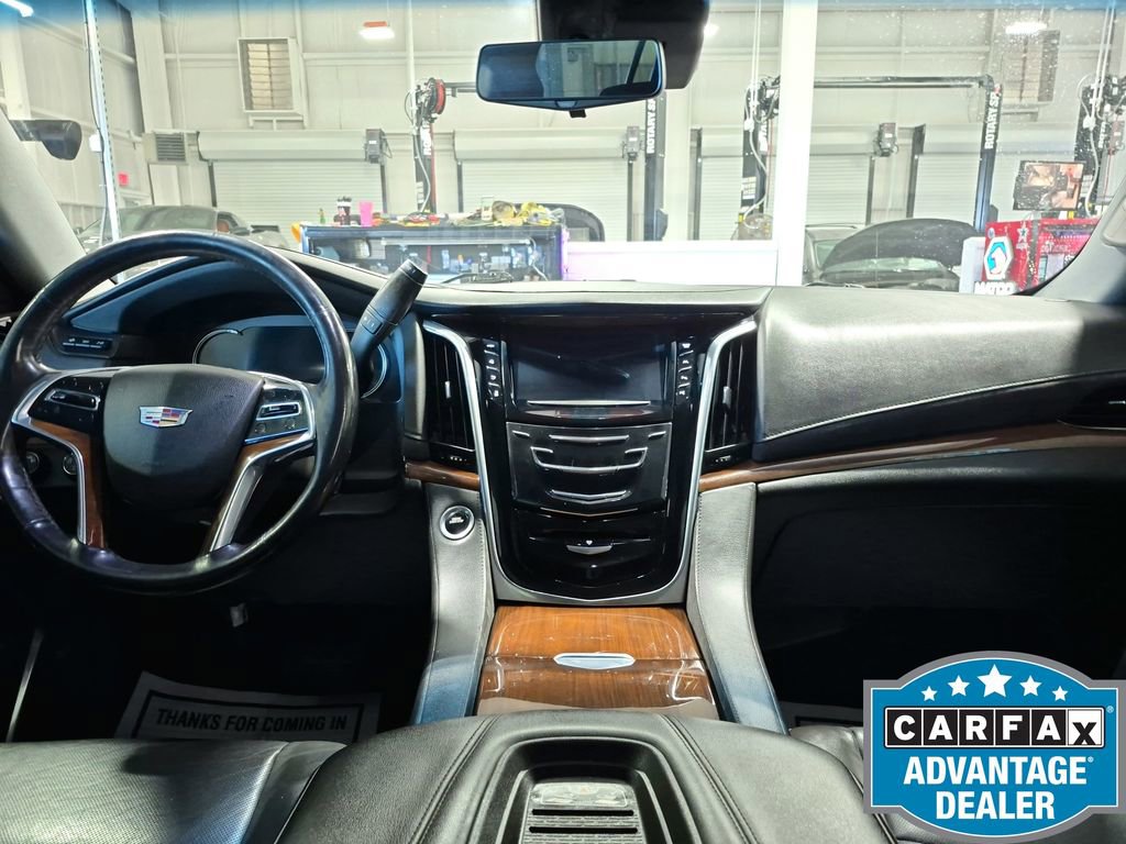 Used 2019 Cadillac Escalade ESV Premium Luxury w/ LPO, Radiant Package AWD/4WD image 33