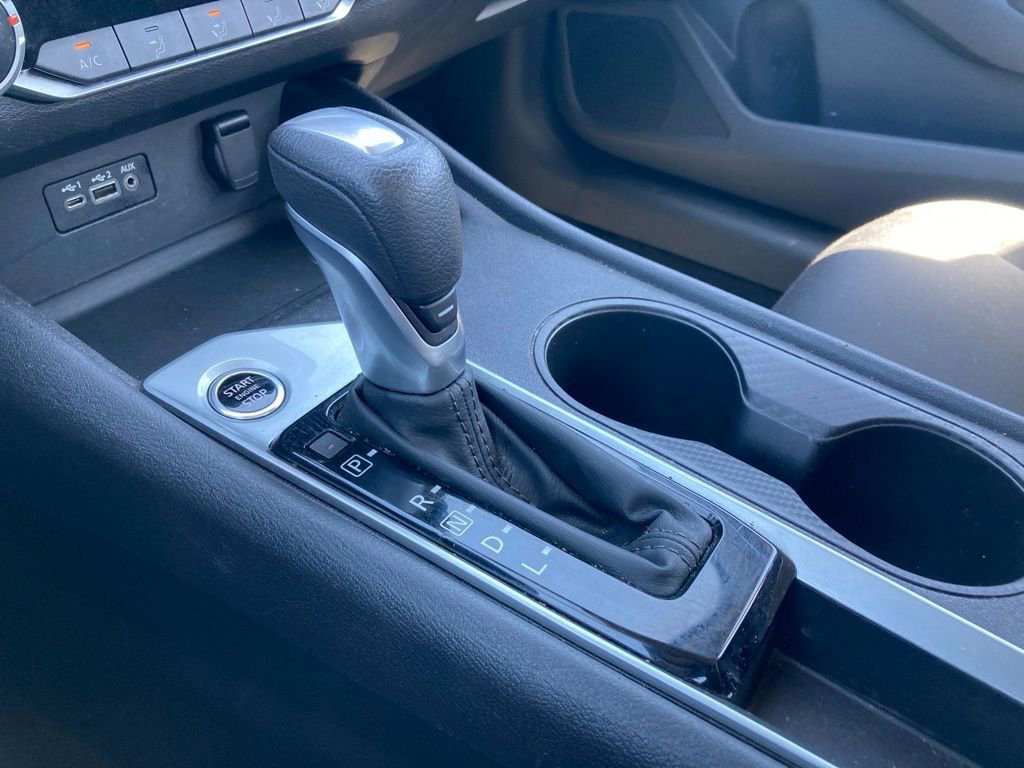 Used 2025 Nissan Altima 2.5 SV image 24