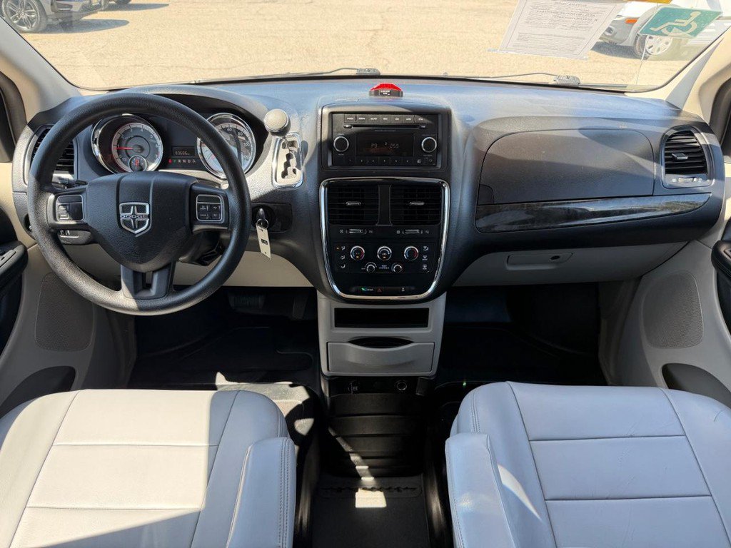 Used 2014 Dodge Grand Caravan SE w/ Quick Order Package 29E SE FWD image 27