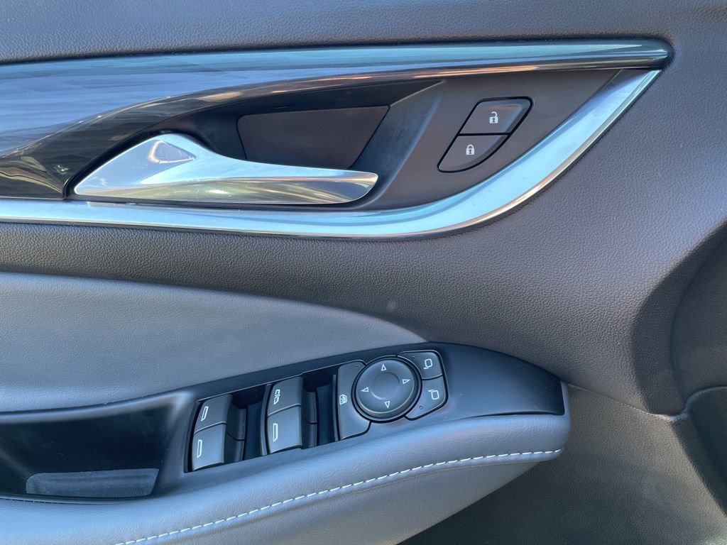 Used 2023 Buick Enclave Essence w/ Experience Buick Package image 26