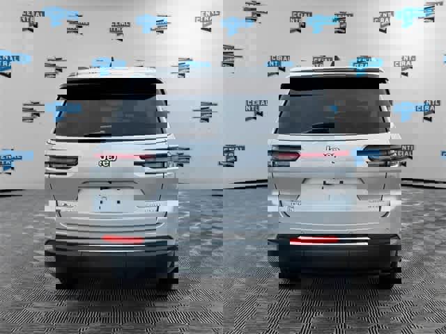 Certified 2022 Jeep Grand Cherokee L Limited image 5