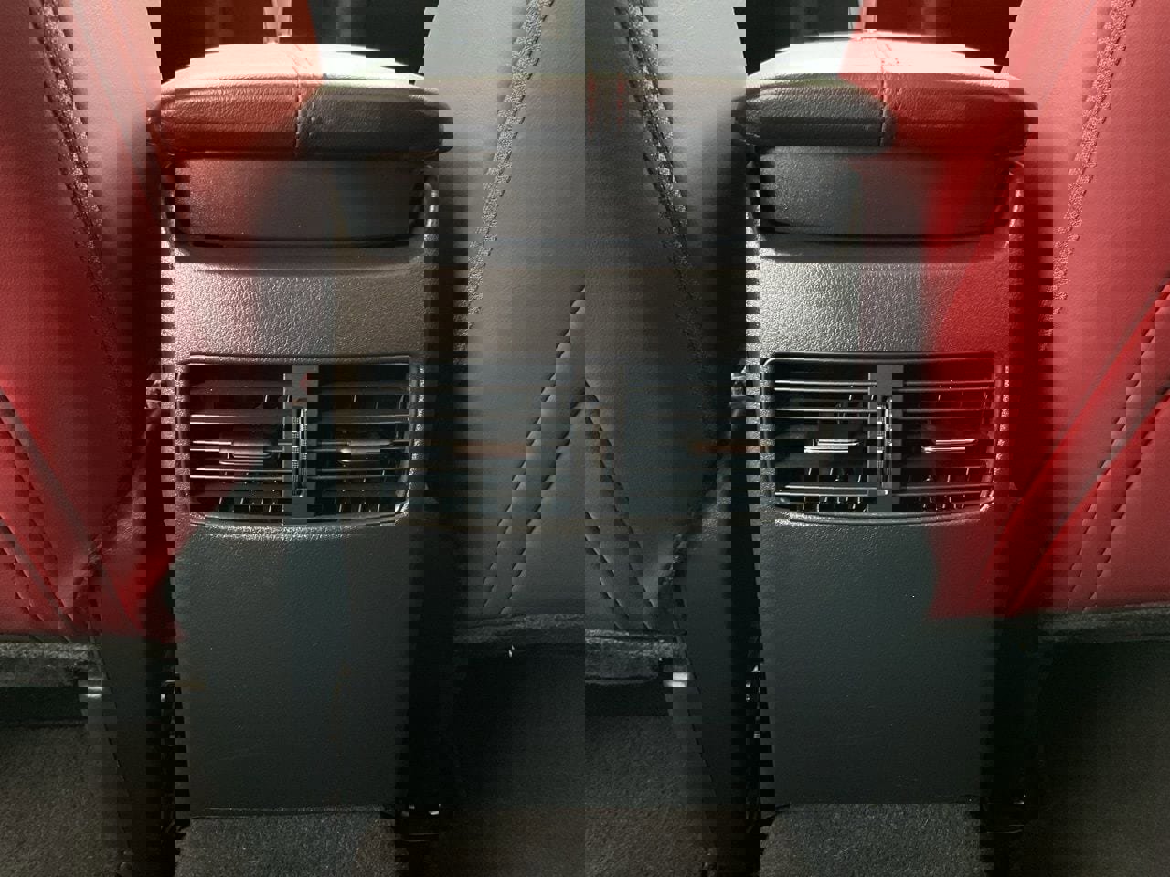 Used 2025 MAZDA CX-30 AWD 2.5 S w/ Preferred Package image 19