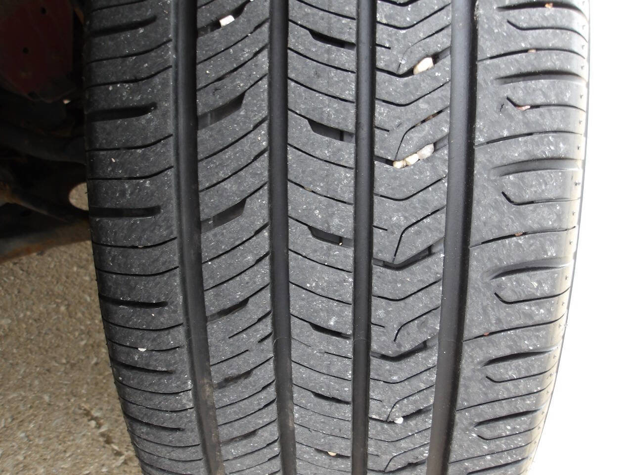 Used 2013 Buick Encore Convenience FWD image 37