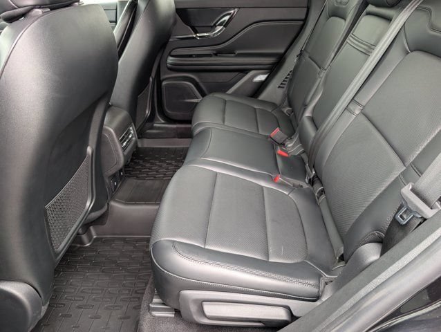 Used 2025 Lincoln Corsair Reserve FWD image 29