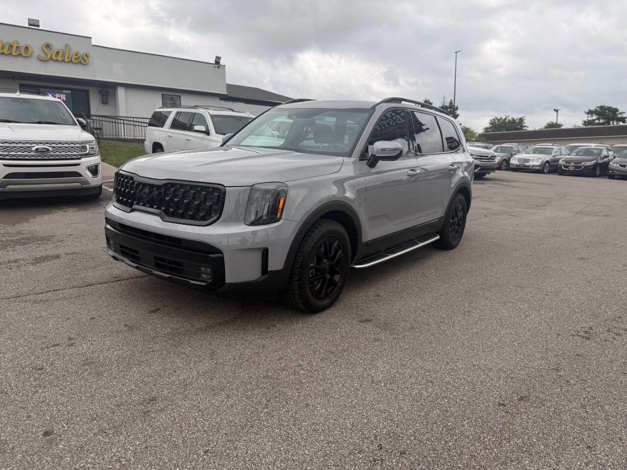 Used 2025 Kia Telluride SX Prestige X-Pro AWD/4WD image 2