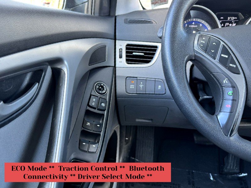 Used 2015 Hyundai Elantra SE w/ Option Group 02 image 16