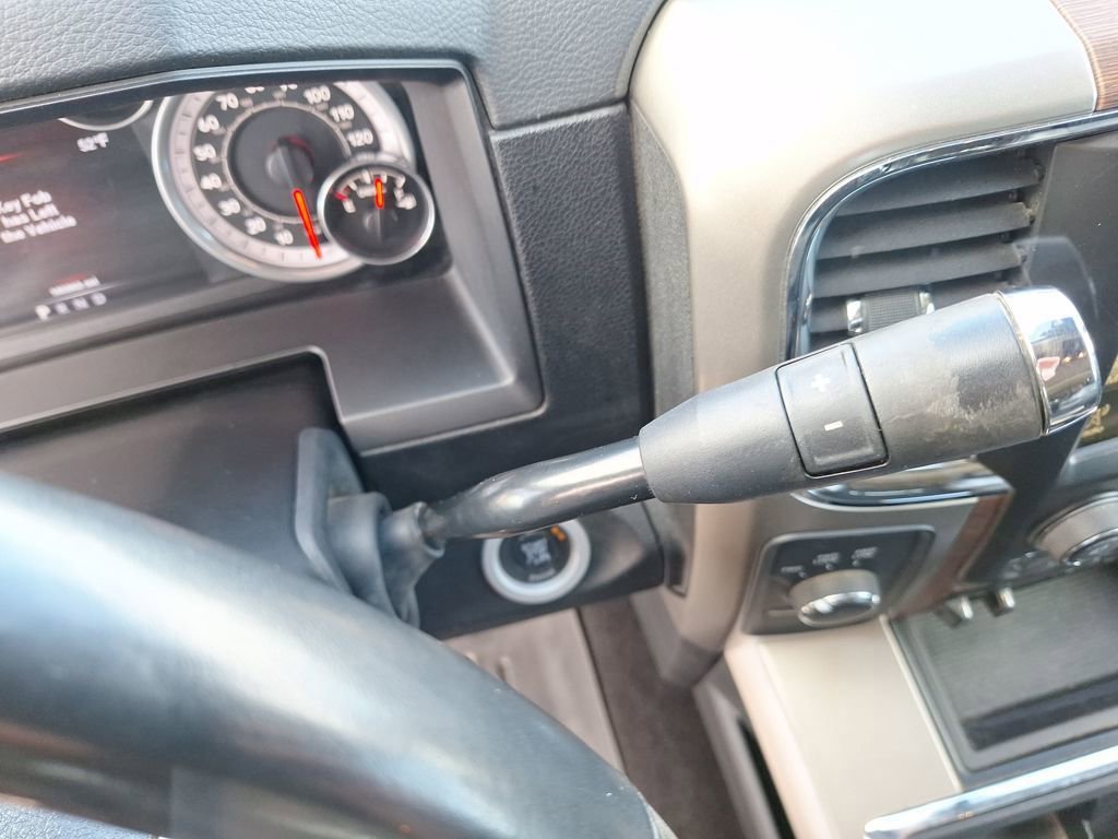 Used 2013 RAM 2500 Laramie w/ Convenience Group image 23