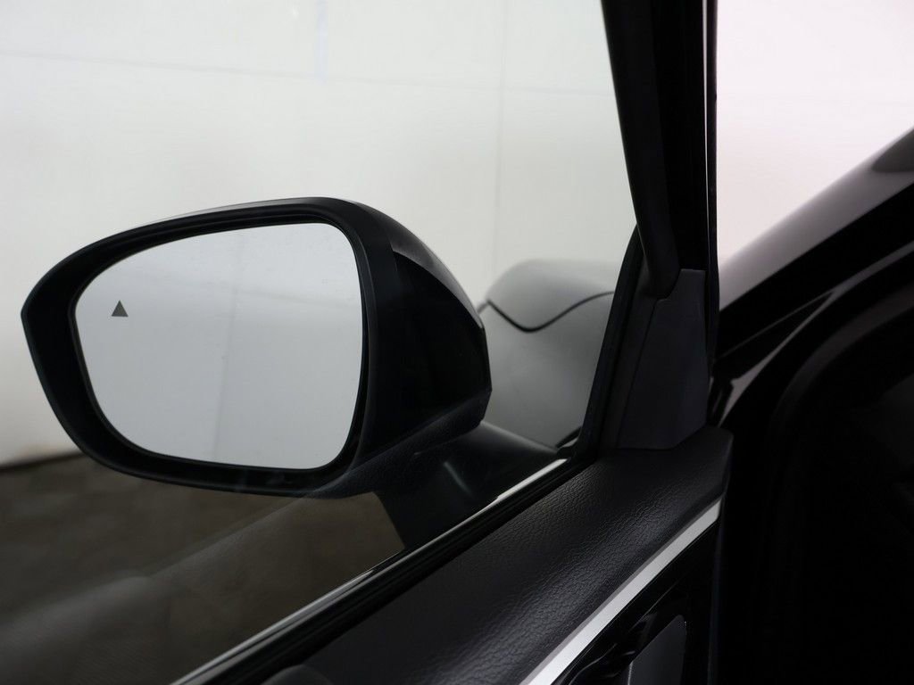 New 2026 Mitsubishi Outlander LE FWD image 34