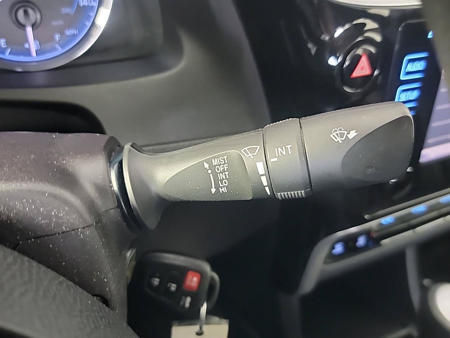 Used 2019 Toyota Corolla LE w/ Carpet Mat Package (TMS) FWD image 25