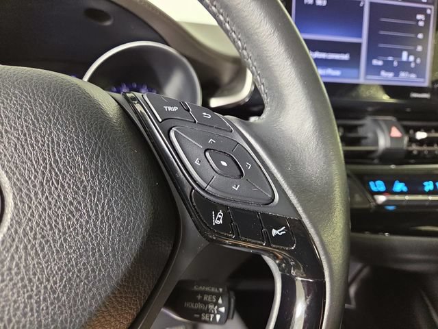Used 2020 Toyota C-HR Limited FWD image 23