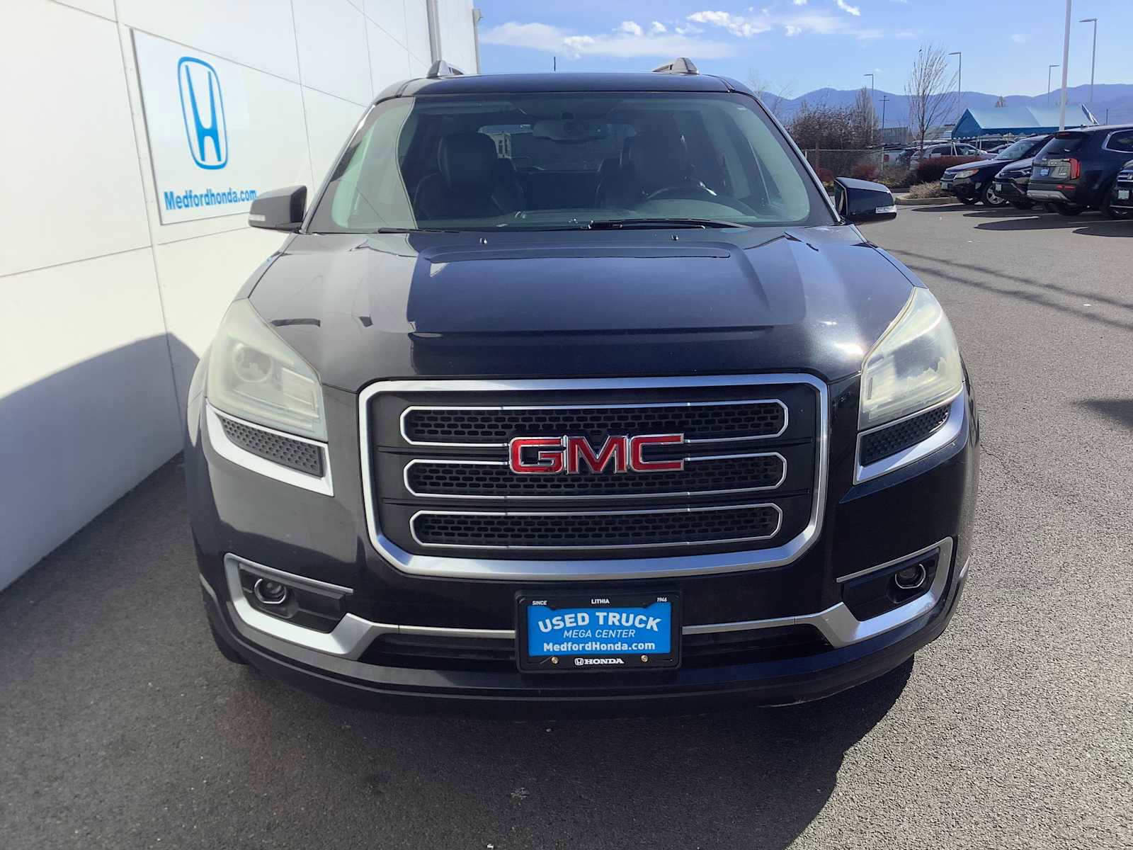 Used 2015 GMC Acadia SLT image 6