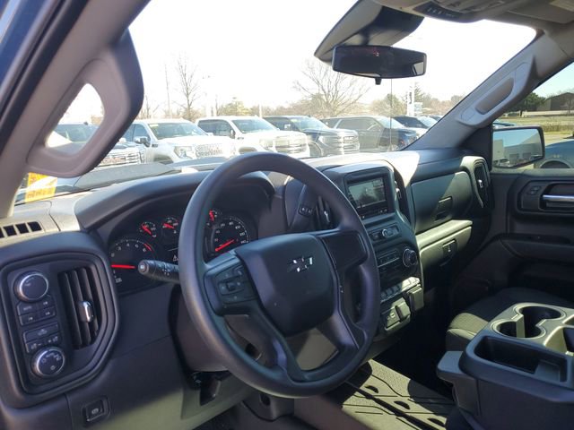 Used 2024 Chevrolet Silverado 1500 Custom Trail Boss w/ LPO, Dark Essentials Package AWD/4WD image 7