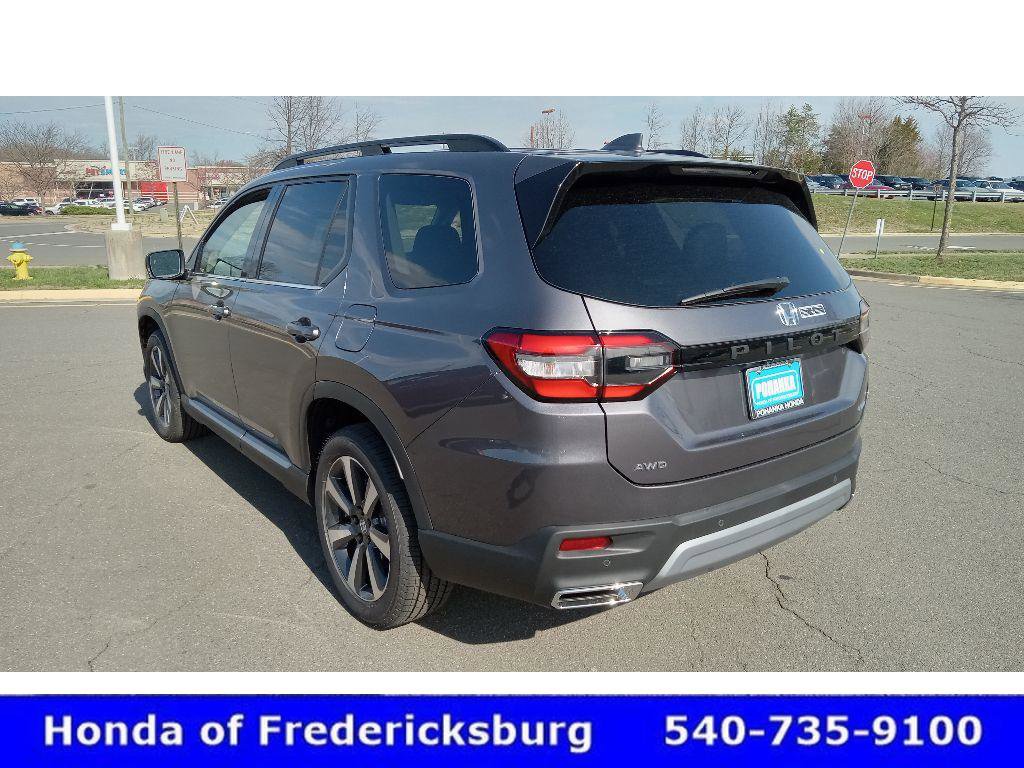 Certified 2025 Honda Pilot Elite image 7